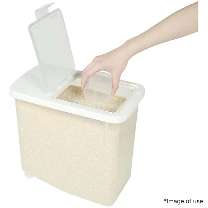 RICE CONTAINER WITH CASTER